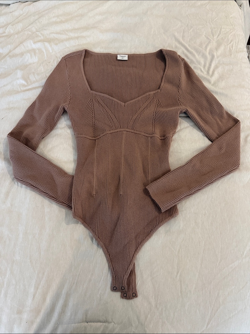 Abercrombie & Fitch Ribbed Long-Sleeve Bodysuit in Taupe
